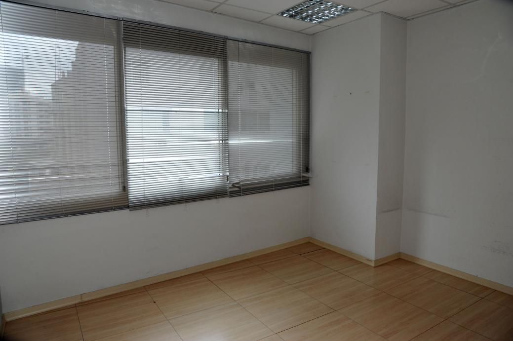 Oficina en Nicosia, Chipre, 224 m² - imagen 3