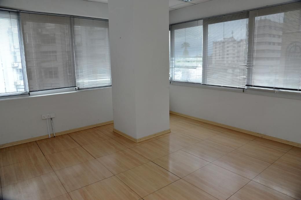 Oficina en Nicosia, Chipre, 224 m² - imagen 6