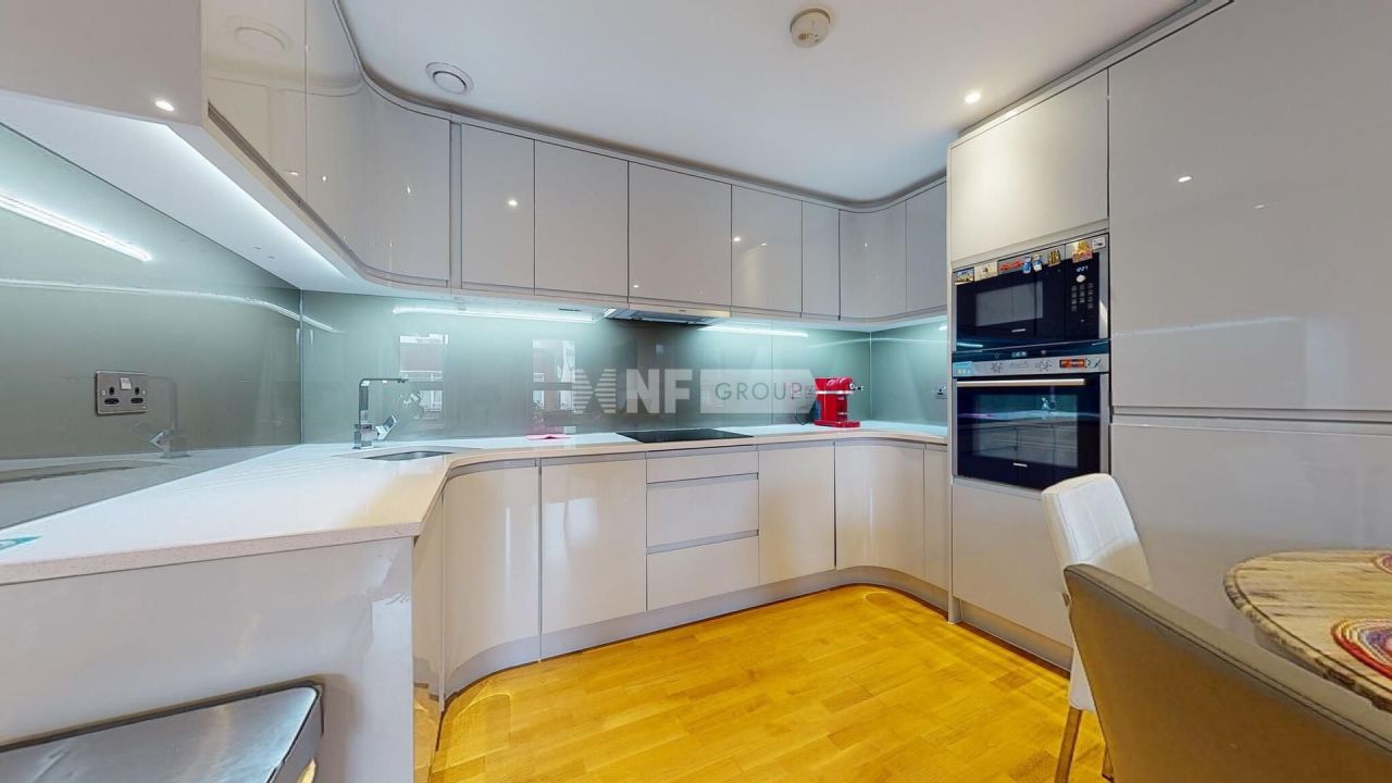 Apartment in London, United Kingdom, 86 m² - picture 2