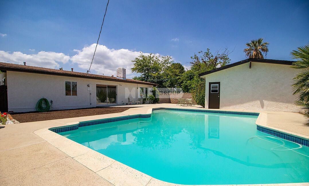 Maison à Los Angeles, États-Unis, 131 m² - image 3