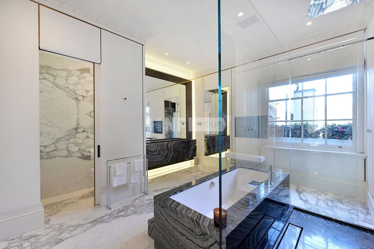 Maison urbaine à Londres, Royaume-Uni, 589.6 m² - image 8