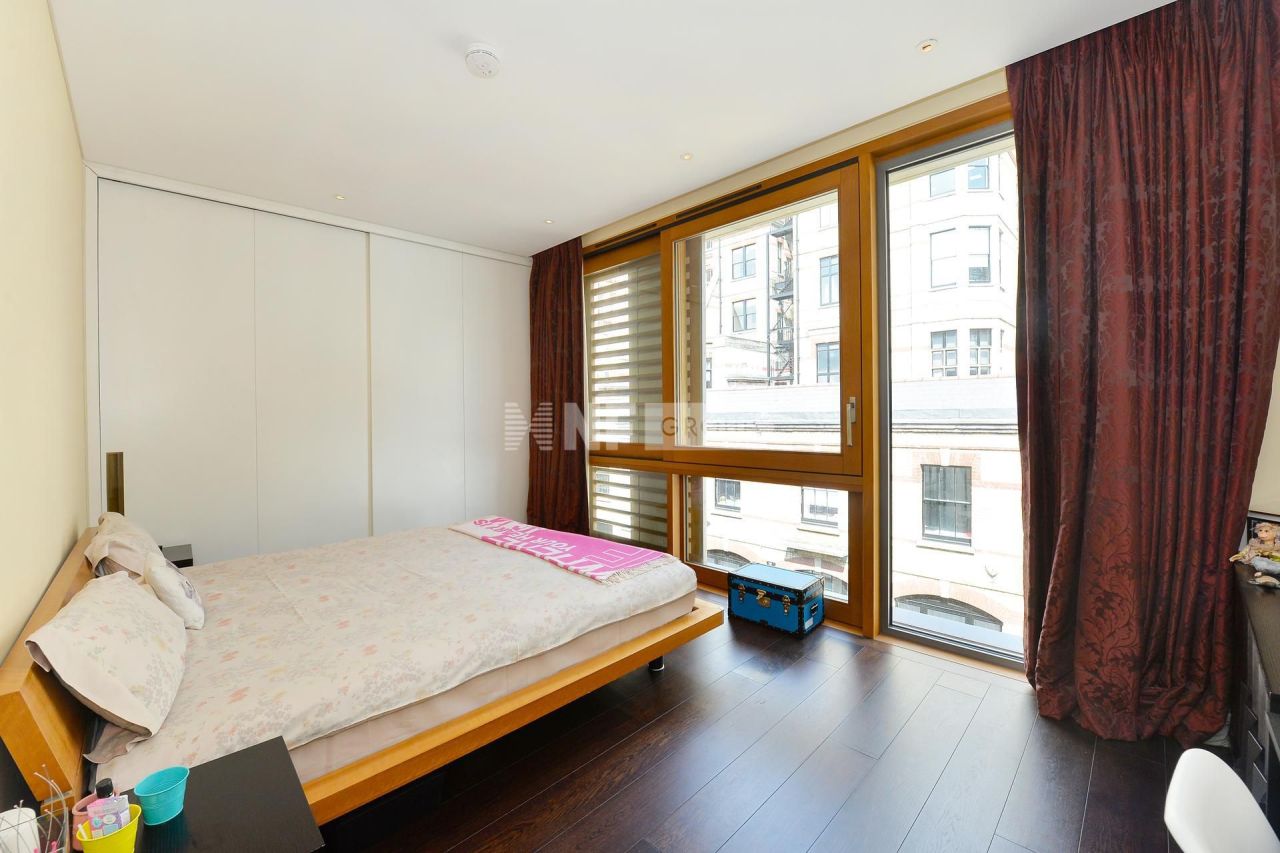 Piso en Londres, Reino Unido, 367.2 m² - imagen 18