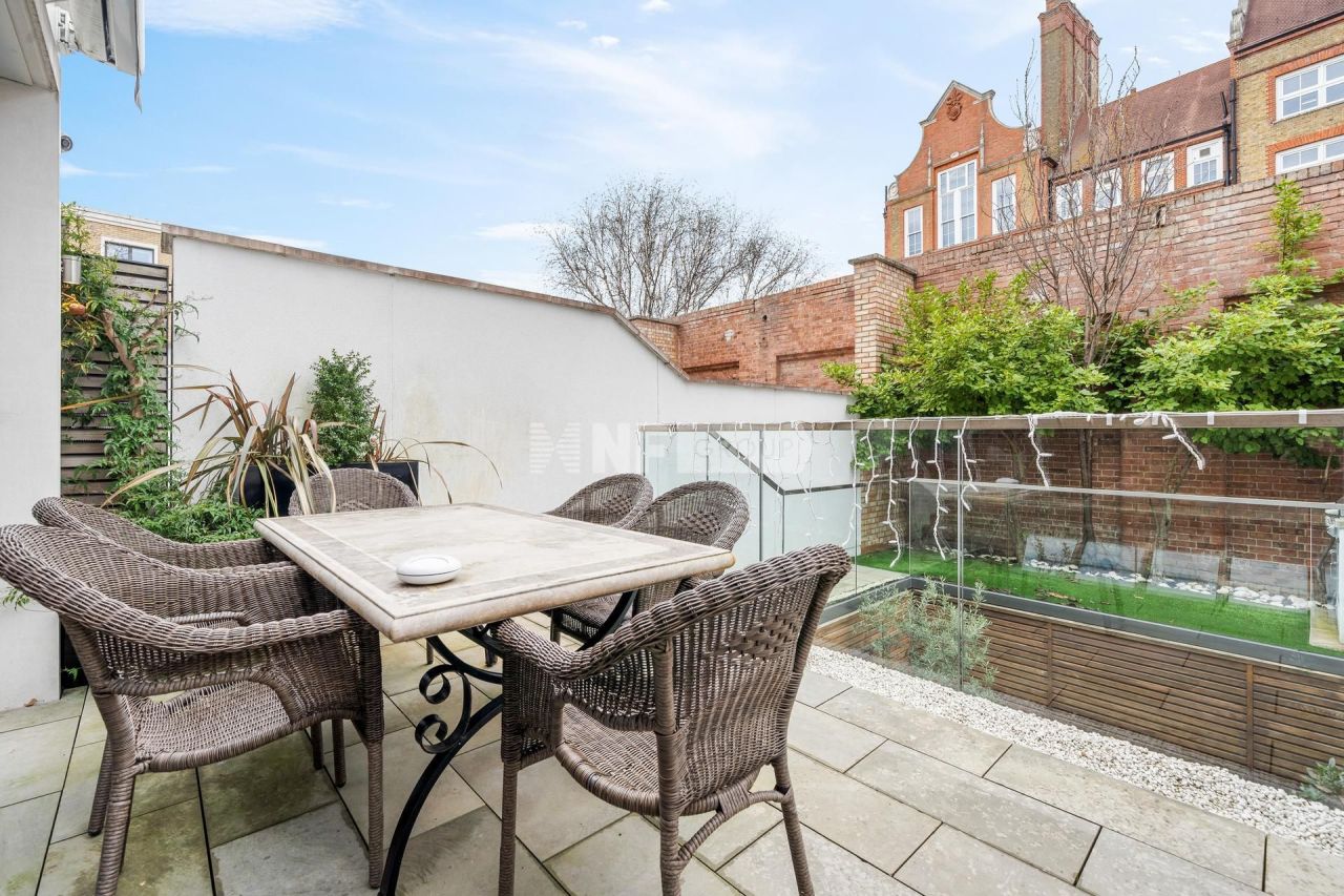 Maison urbaine à Londres, Royaume-Uni, 280 m² - image 19