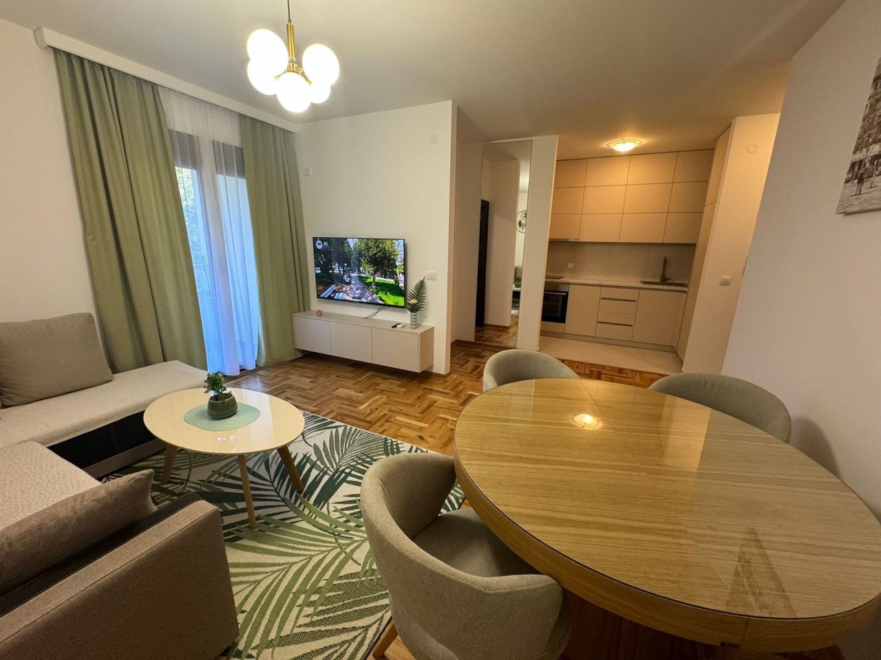 Apartamento en Becici, Montenegro, 50 m² - imagen 1