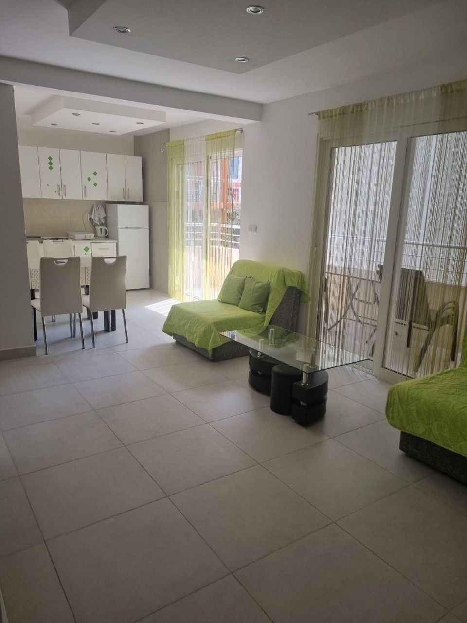 Apartamento en Becici, Montenegro, 58 m² - imagen 1