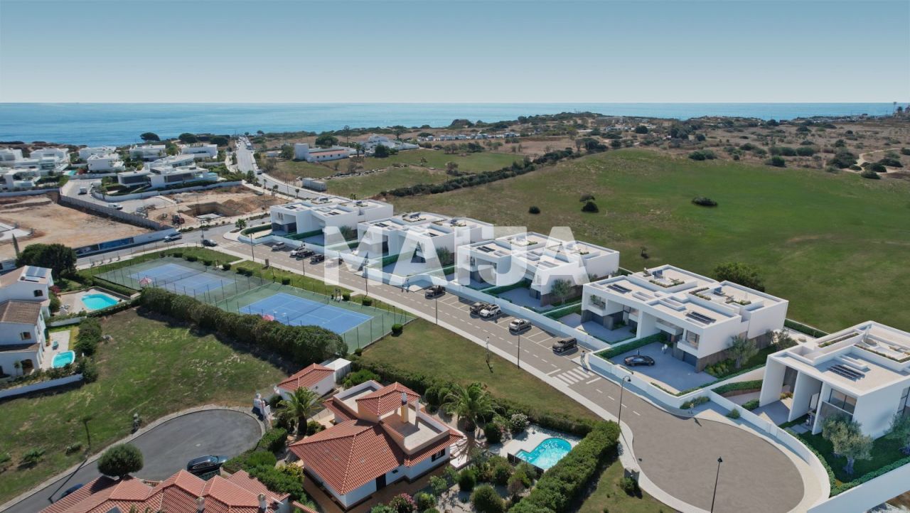 House in Lagos, Portugal, 262.5 m² - picture 1