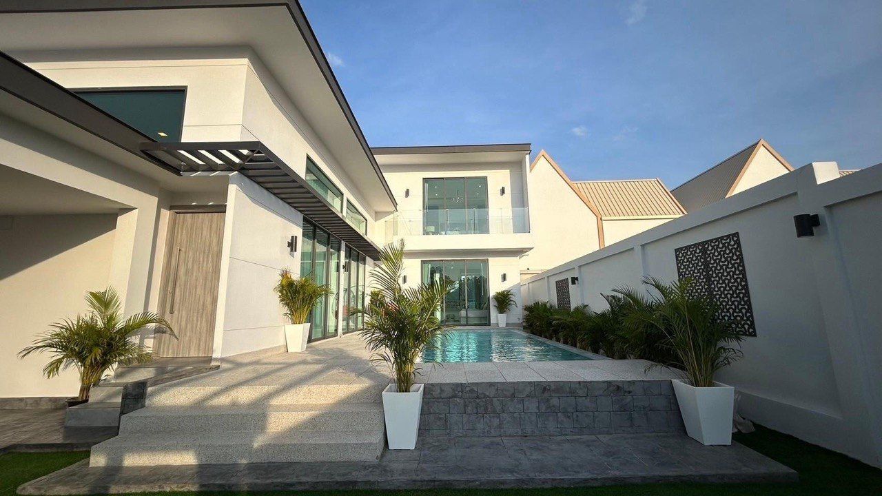 Villa in Pattaya, Thailand, 160 m² - picture 1