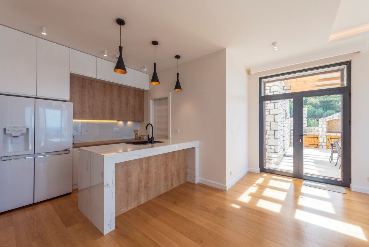 Villa à Budva, Monténégro, 256 m² - image 17