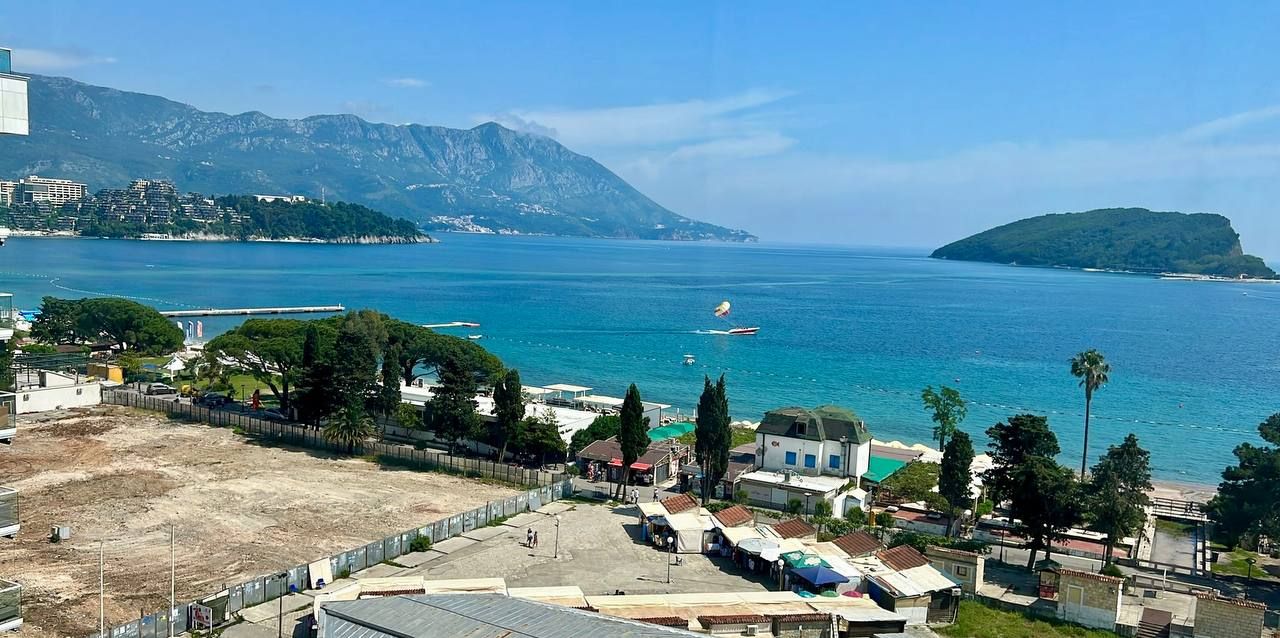 Appartement à Budva, Monténégro, 54 m² - image 1