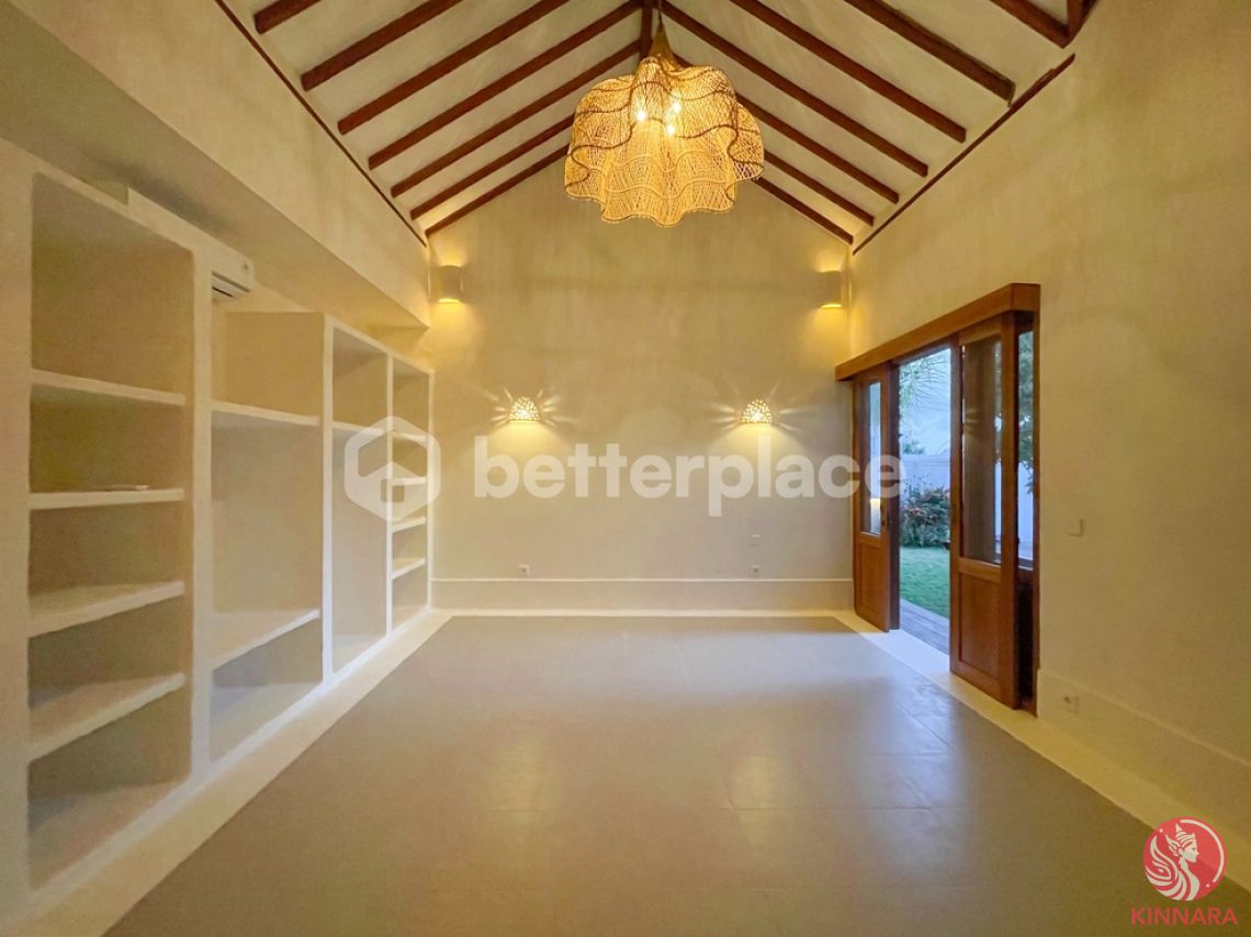 Villa à Kerobokan, Indonésie, 156 m² - image 1