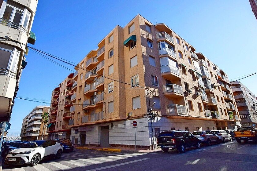 Apartamento en Torrevieja, España, 140 m² - imagen 1