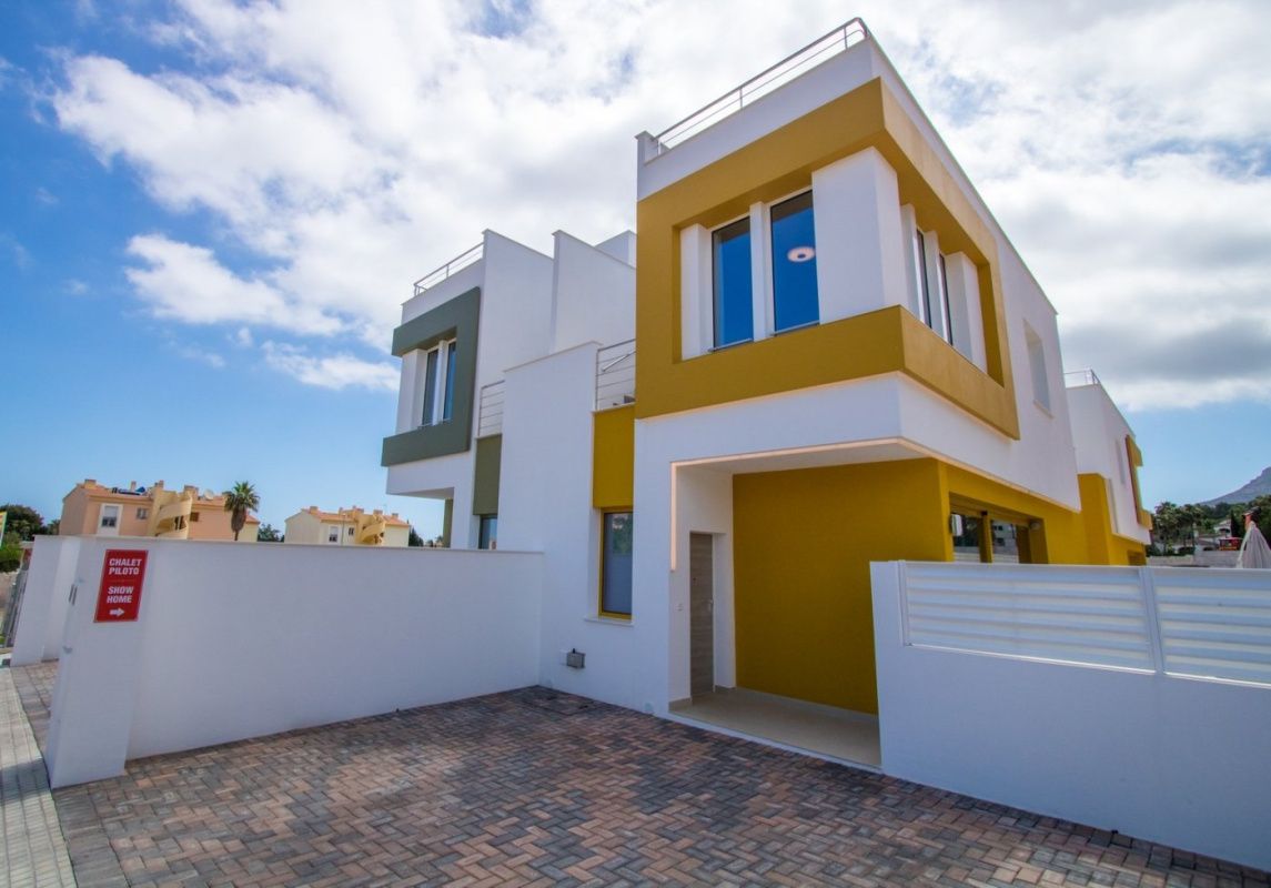 Casa adosada en la Costa Blanca, España, 180 m² - imagen 1