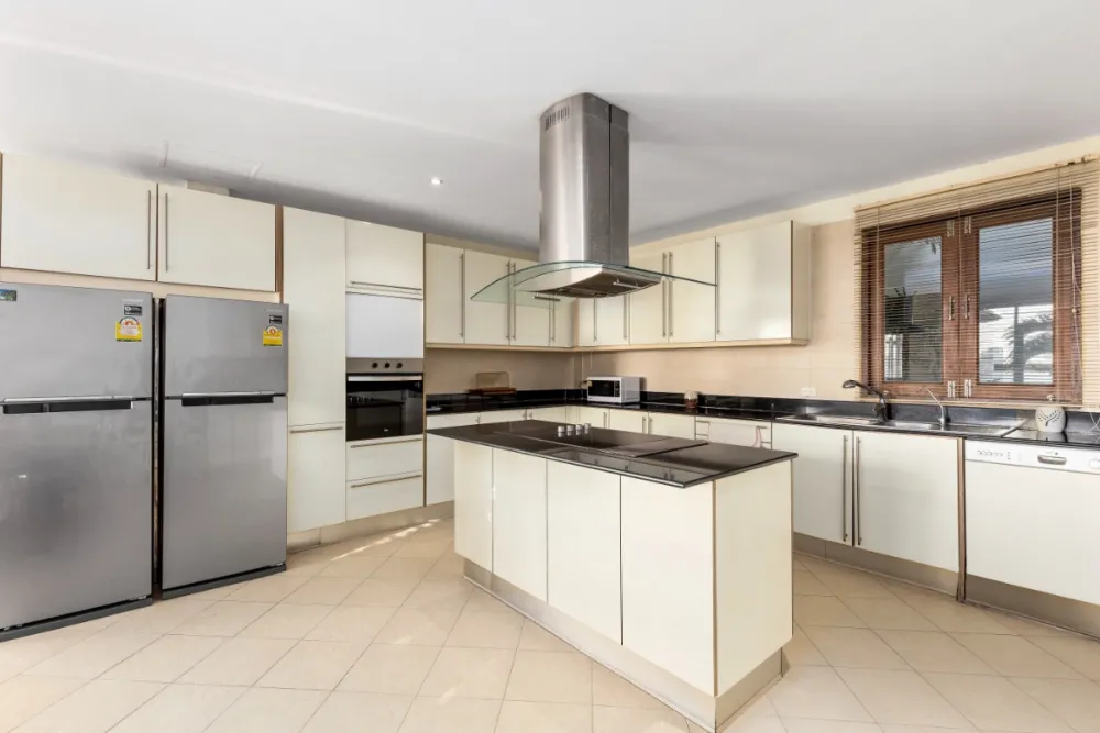 Casa en Phuket, Tailandia, 1 200 m² - imagen 7