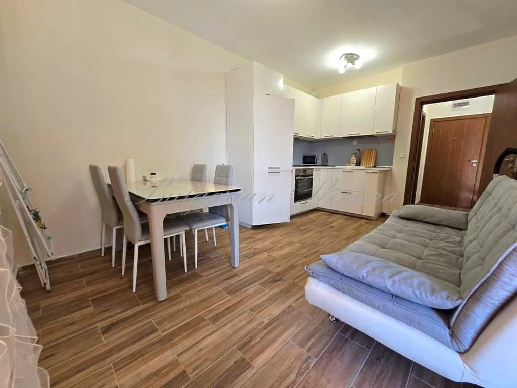 Piso en Ravda, Bulgaria, 65 m² - imagen 1