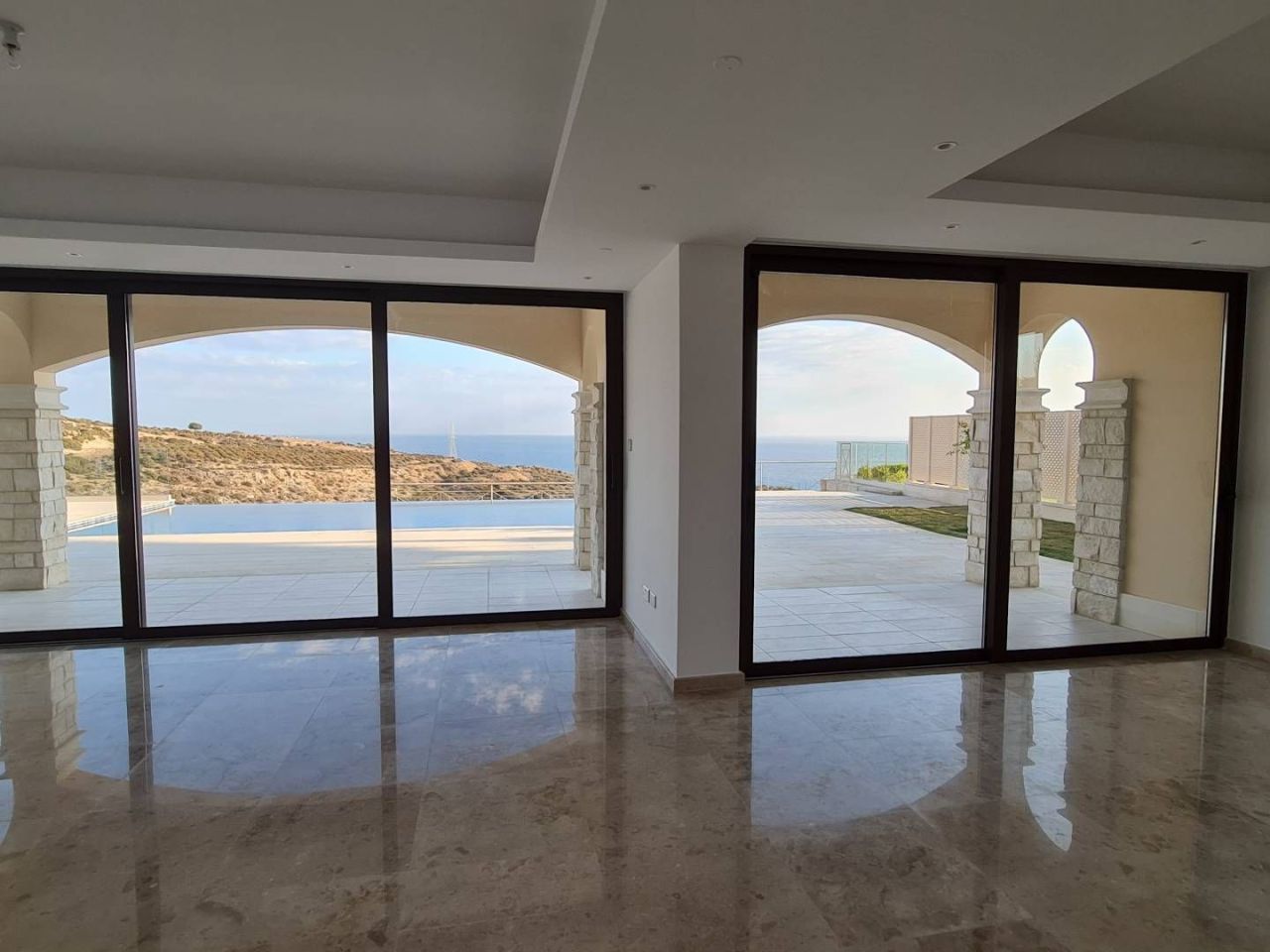 Casa en Kouklia, Chipre, 318 m² - imagen 4