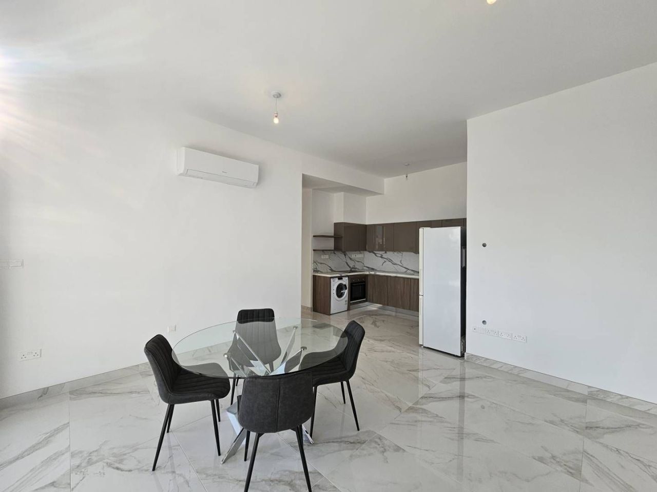 Flat in Limassol, Cyprus, 124 m² - picture 5