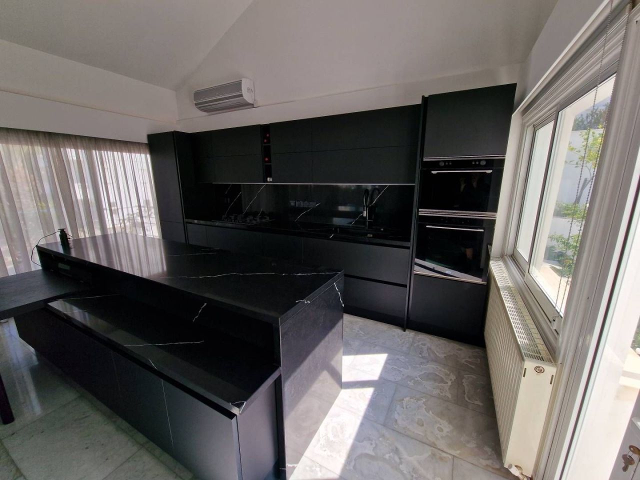 House in Nicosia, Cyprus, 400 m² - picture 11