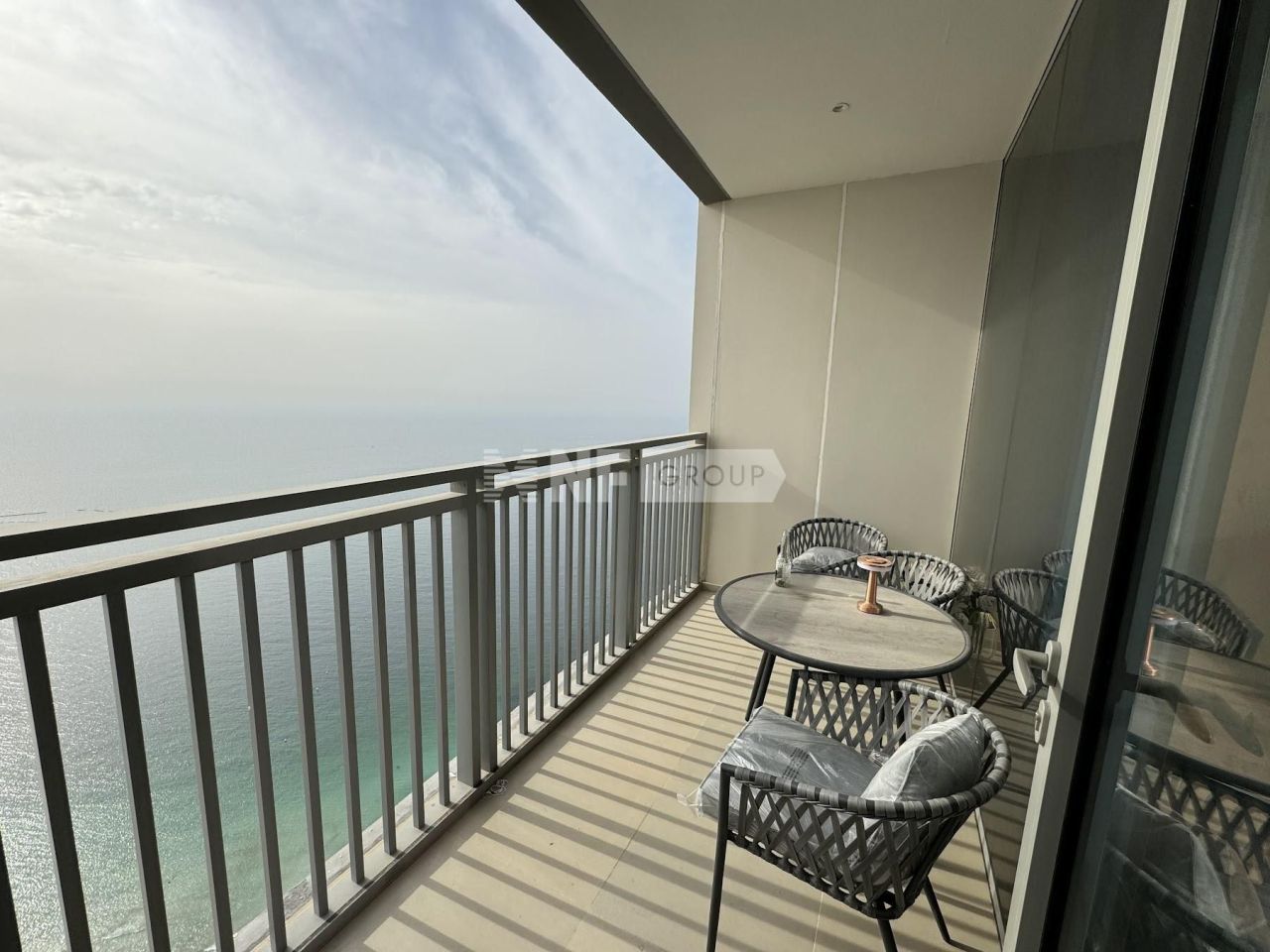 Flat in Dubai, UAE, 161.8 m² - picture 1