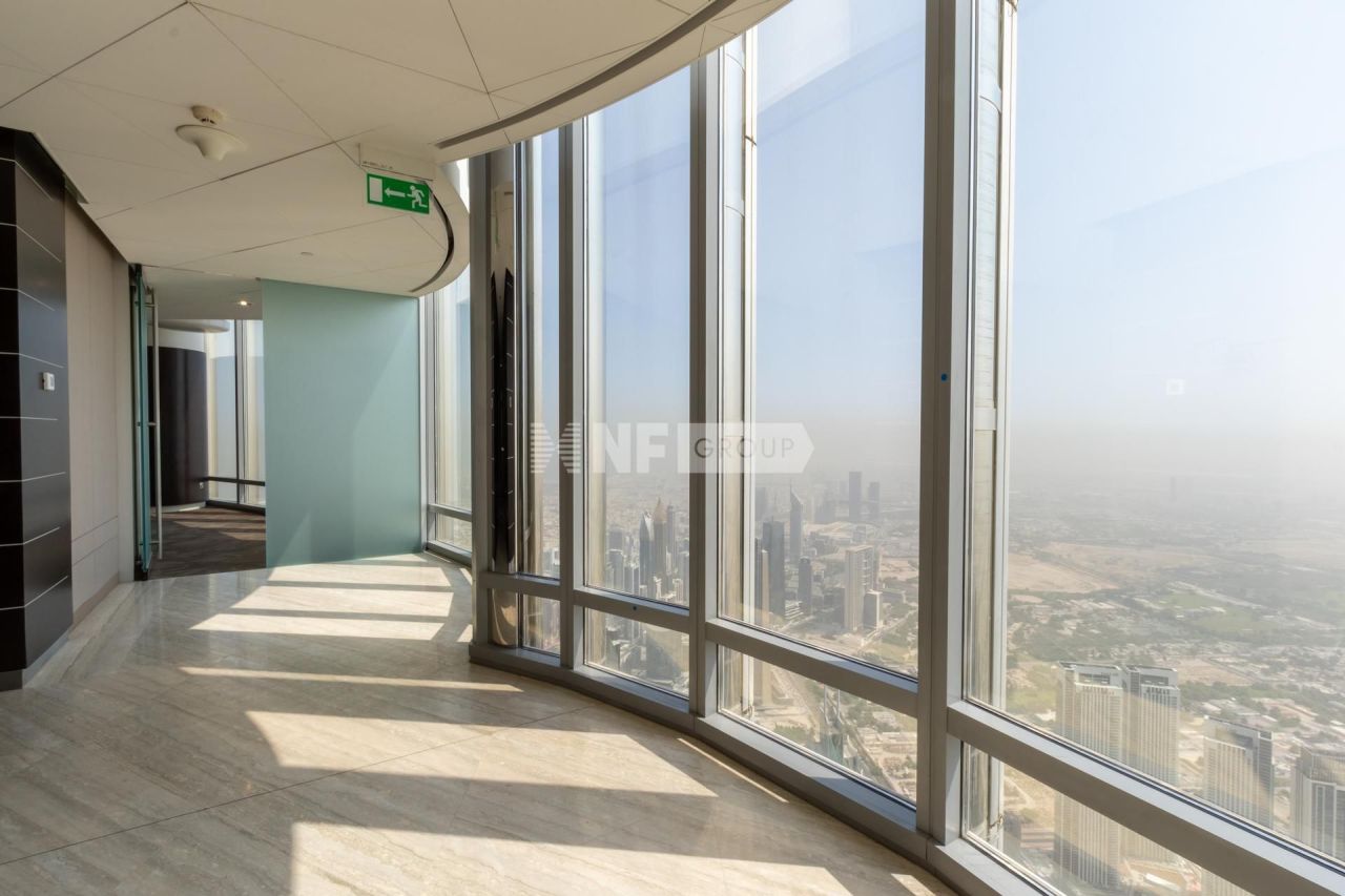 Bureau à Dubaï, EAU, 584 m² - image 1