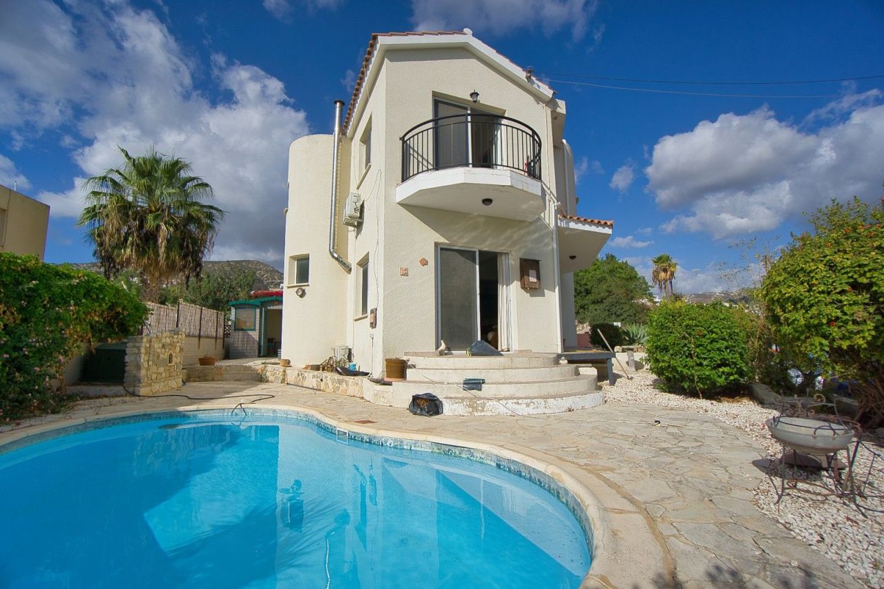 Villa en Pafos, Chipre, 148 m² - imagen 1