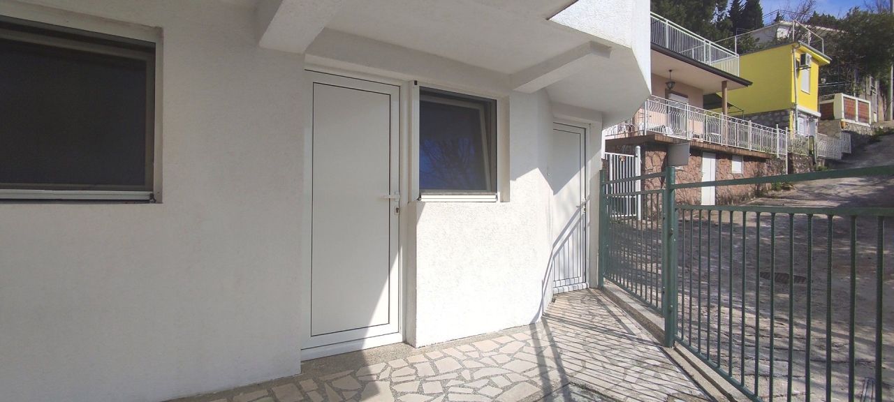 Casa a Sutomore, Montenegro, 135 m² - foto 3