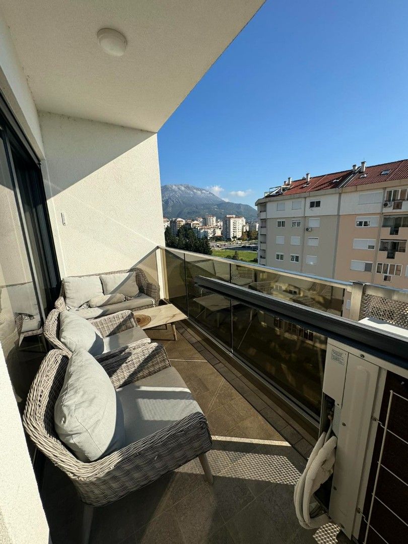 Flat in Bar, Montenegro, 96 m² - picture 4