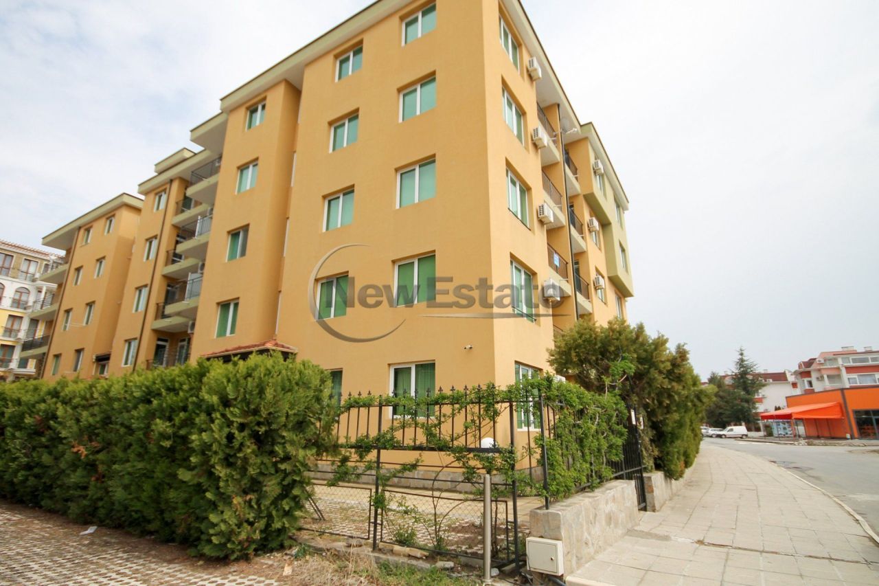 Appartement à Slantchev Briag, Bulgarie, 59 m² - image 1