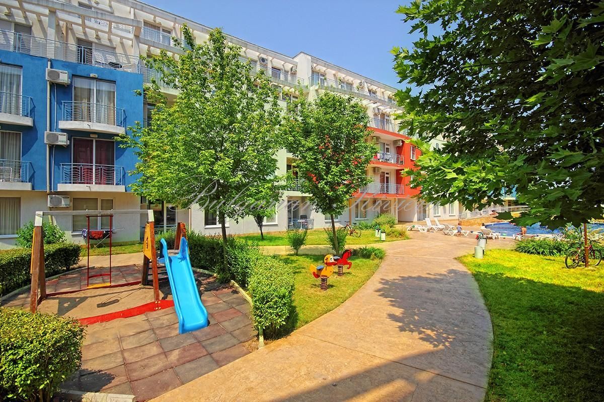 Flat at Sunny Beach, Bulgaria, 30 m² - picture 1