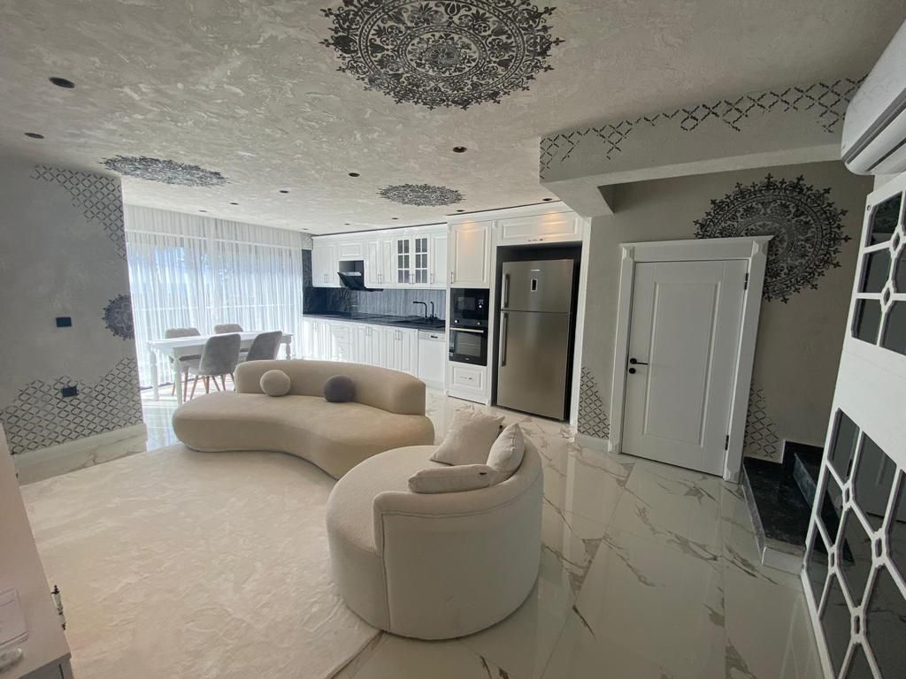 Villa in Alanya, Türkei, 270 m² - Foto 1