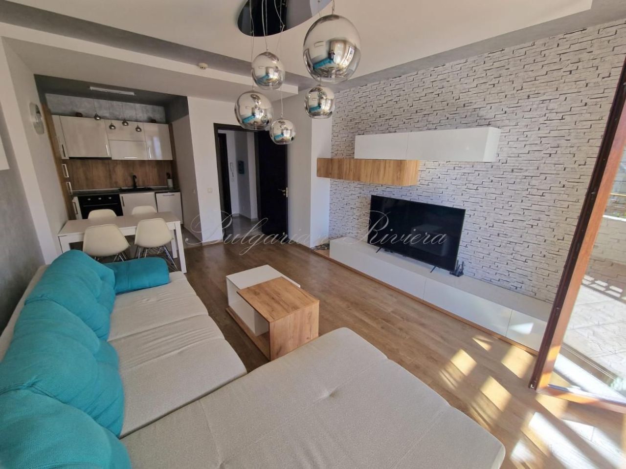 Piso en Sveti Vlas, Bulgaria, 77 m² - imagen 1