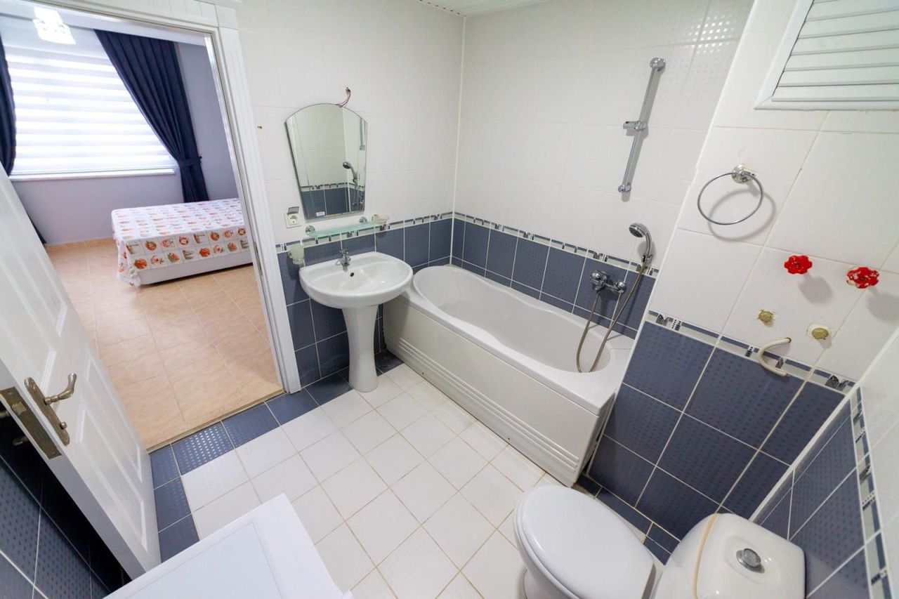 Flat in Alanya, Turkey, 110 m² - picture 4