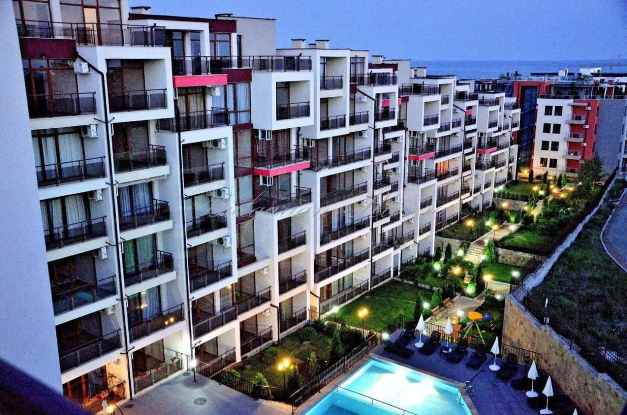 Piso en Sveti Vlas, Bulgaria, 40 m² - imagen 1