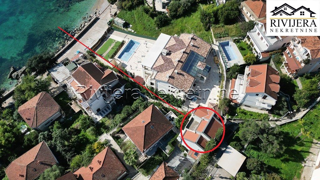 House in Herceg-Novi, Montenegro, 264 m² - picture 1