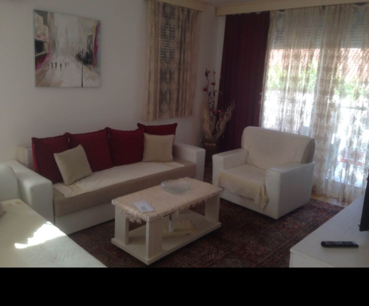 Apartamento en Budva, Montenegro, 77 m² - imagen 1