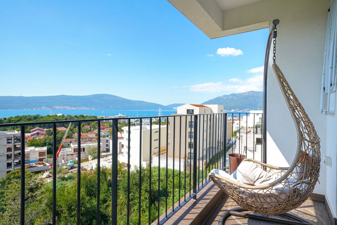 Flat in Tivat, Montenegro, 66 m² - picture 1