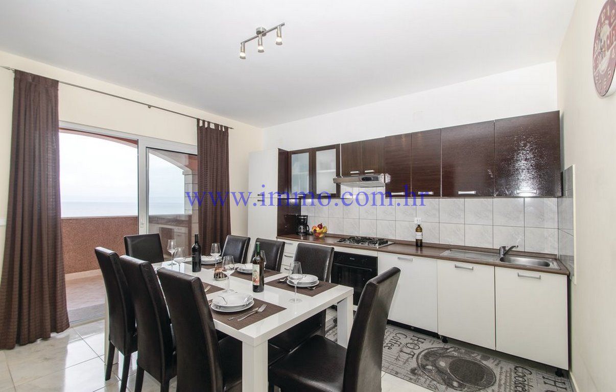 House on Korcula island, Croatia, 400 m² - picture 4