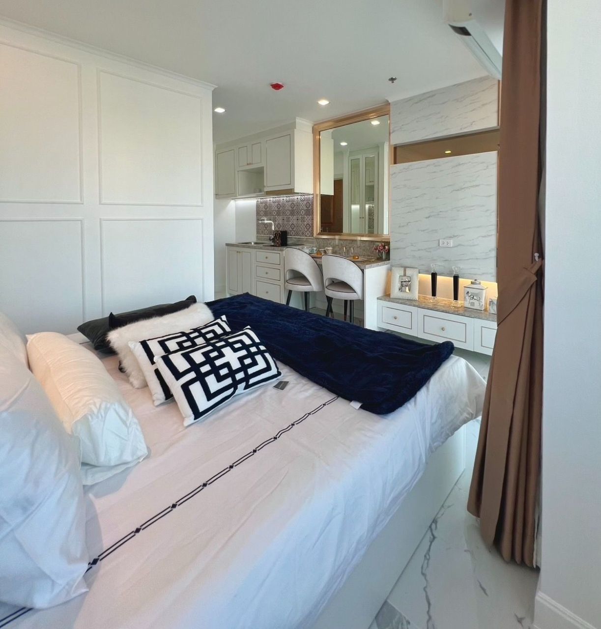 Piso en Pattaya, Tailandia, 65 m² - imagen 1