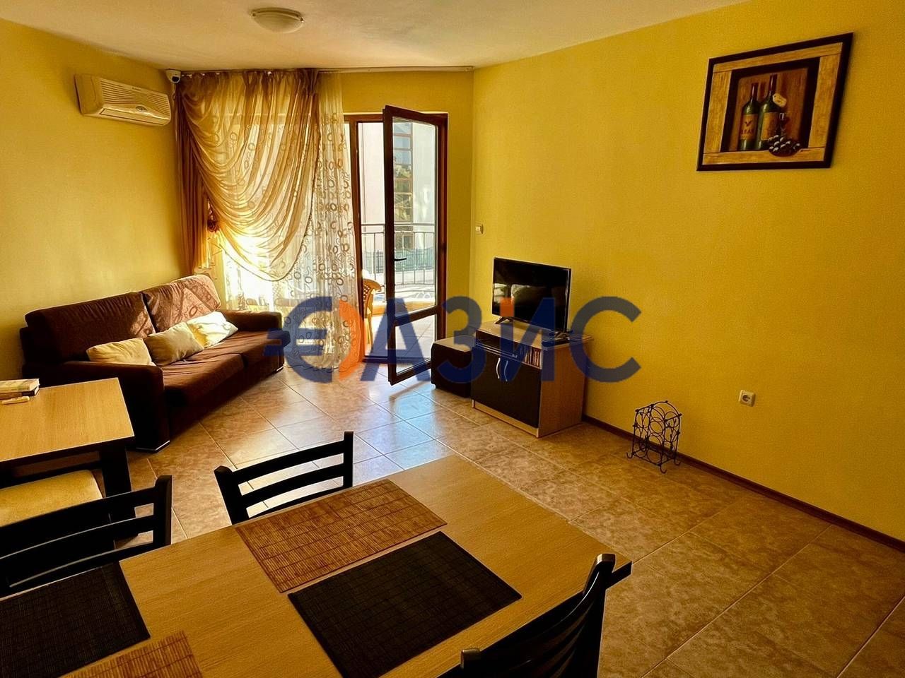 Appartement à Slantchev Briag, Bulgarie, 72 m² - image 1