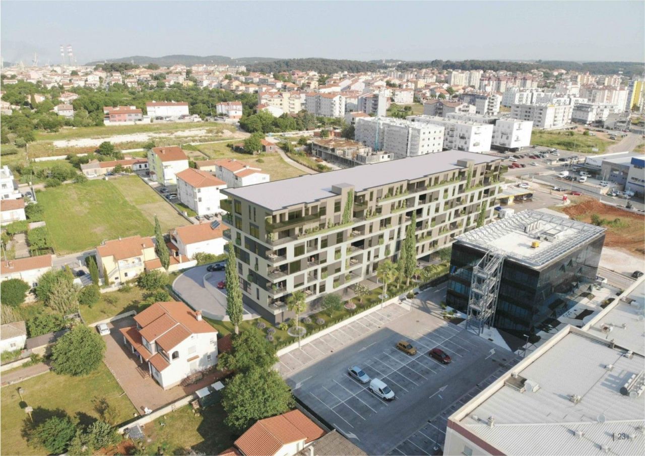 Piso en Pula, Croacia, 55.29 m² - imagen 1