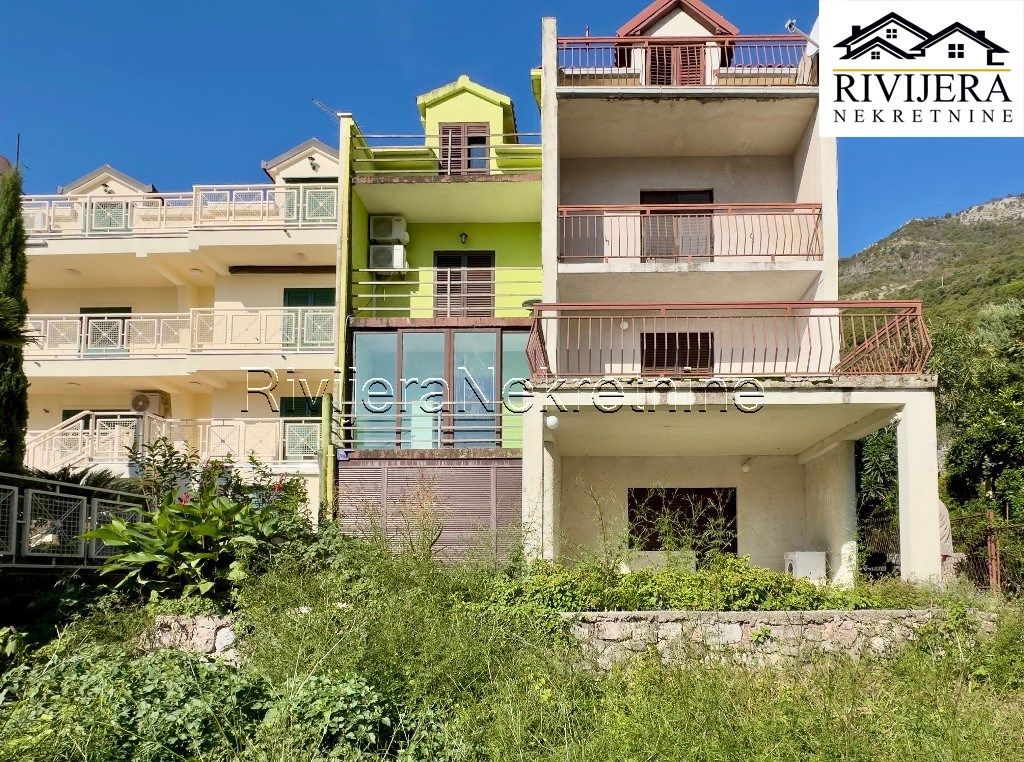 Maison à Herceg-Novi, Monténégro, 184 m² - image 2