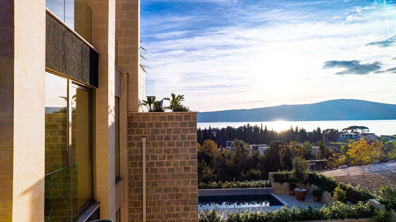 Casa a Tivat, Montenegro, 241 m² - foto 17