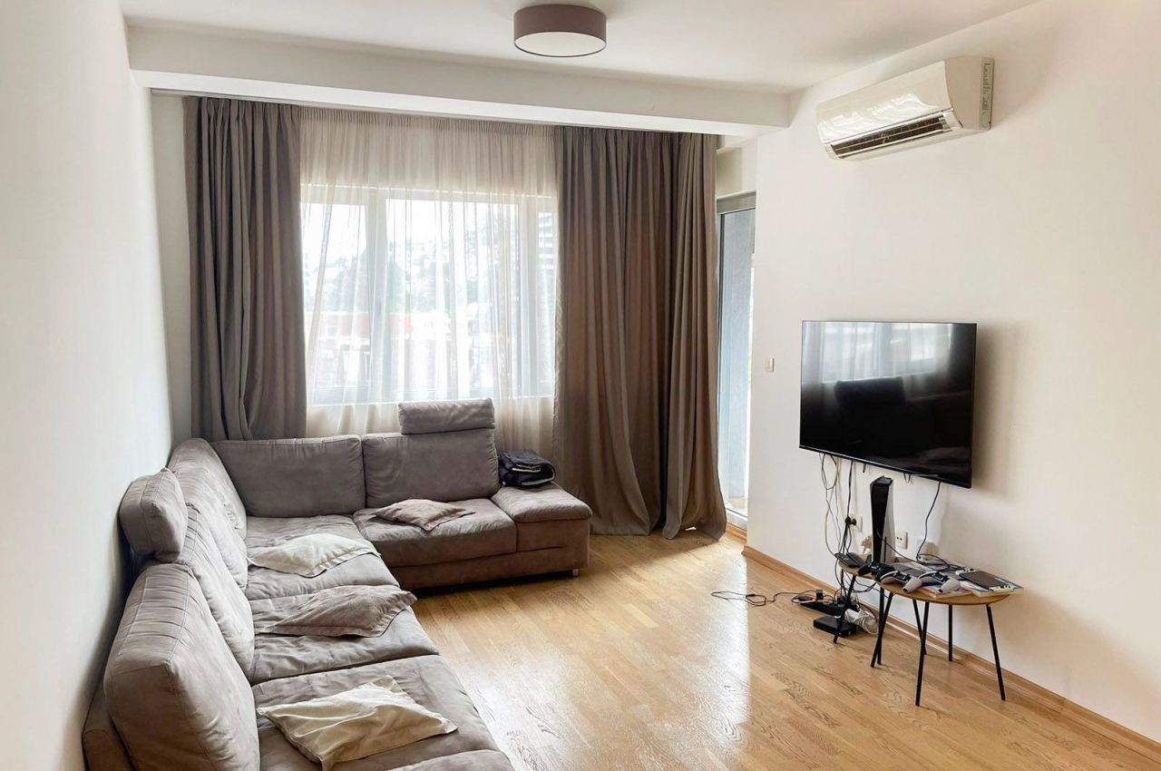 Wohnung in Budva, Montenegro, 60 m² - Foto 1