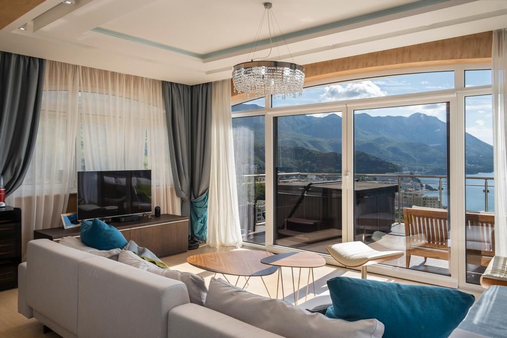 Wohnung in Budva, Montenegro, 147 m² - Foto 1