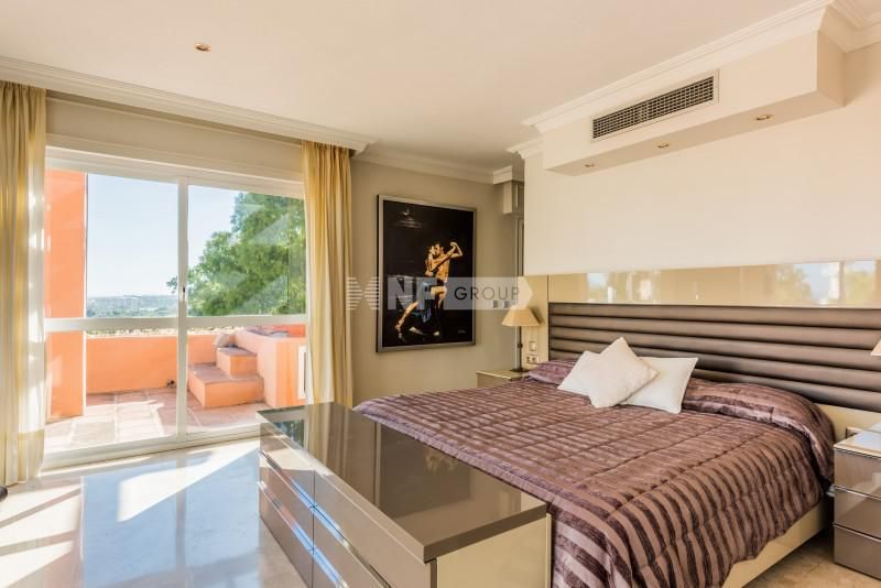 Penthouse in Marbella, Spain, 249 m² - picture 4