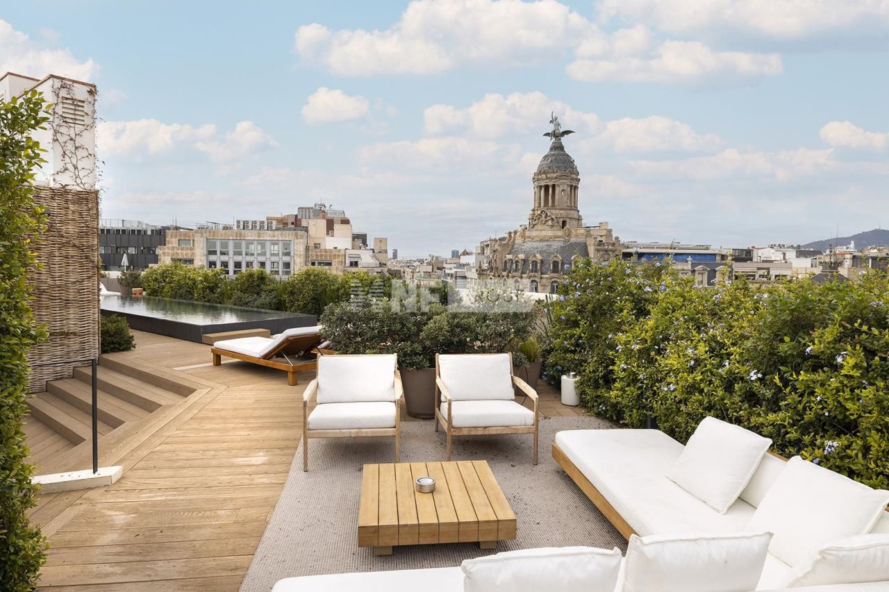 Flat in Barcelona, Spain, 67 m² - picture 15