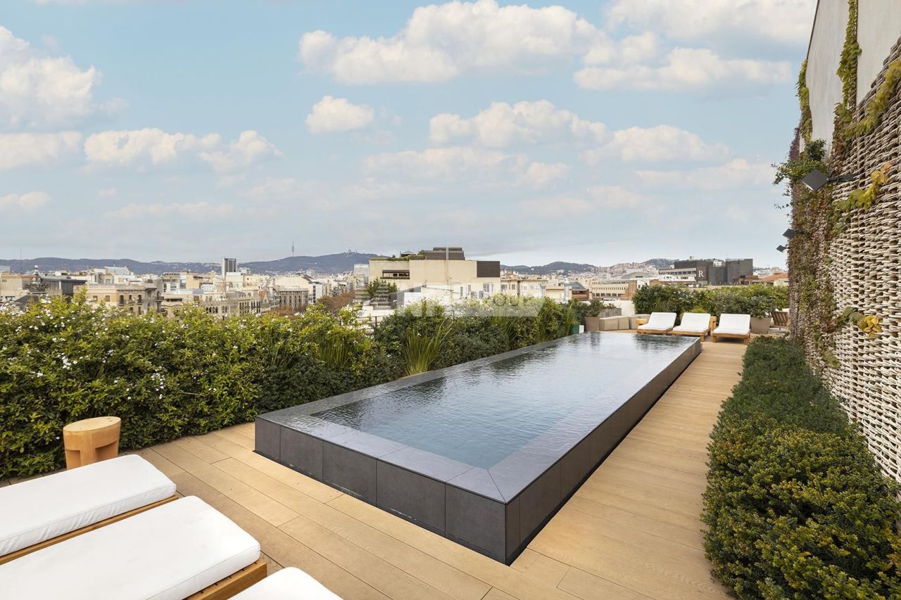 Flat in Barcelona, Spain, 67 m² - picture 18