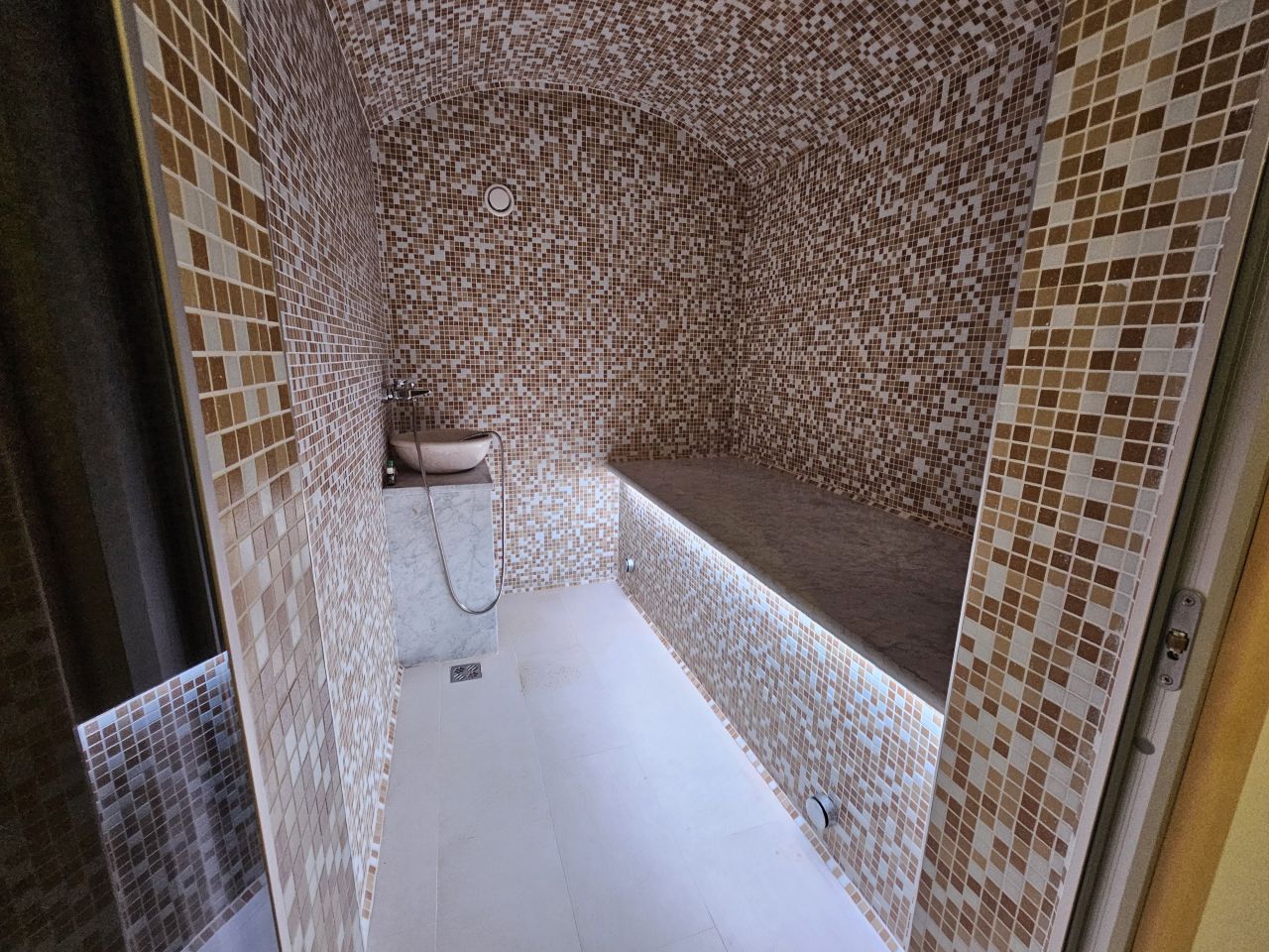 Villa a Bar, Montenegro, 370 m² - foto 18