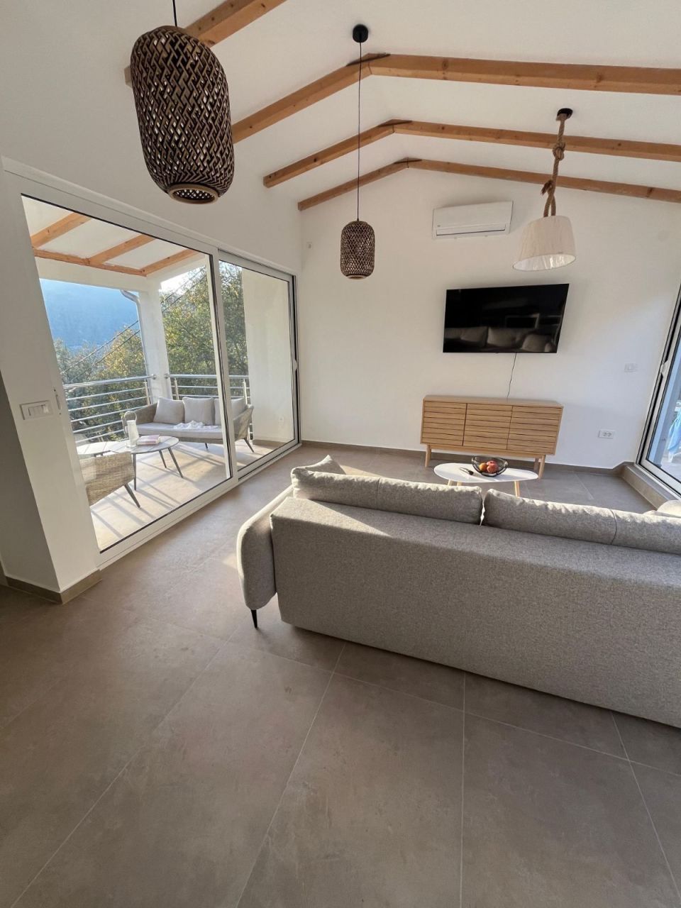 Maison à Budva, Monténégro, 80 m² - image 1