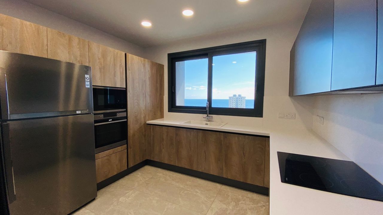 Piso en Limasol, Chipre, 156 m² - imagen 6