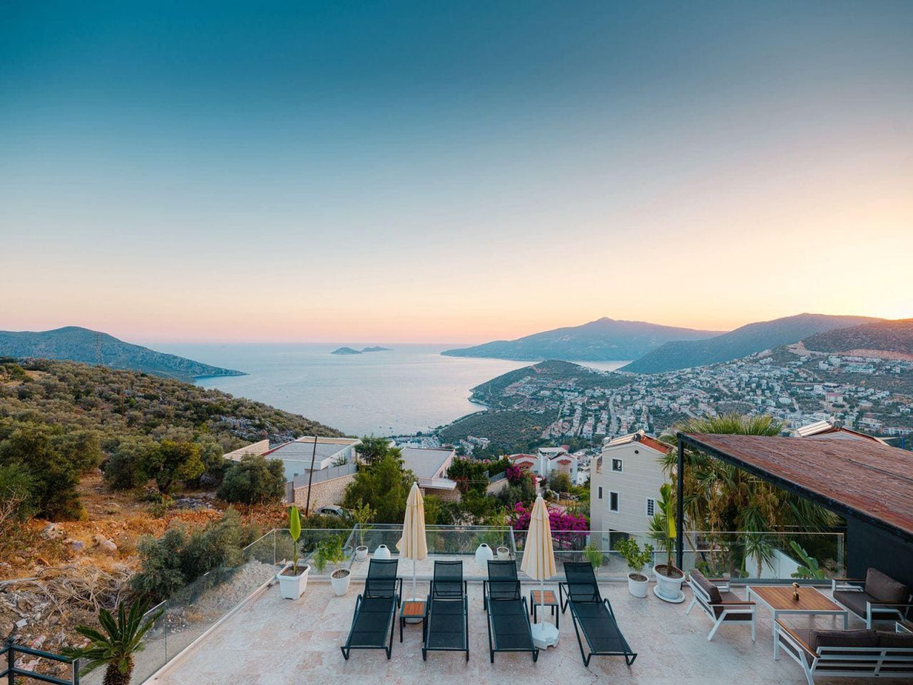 Villa à Kalkan, Turquie, 500 m² - image 1